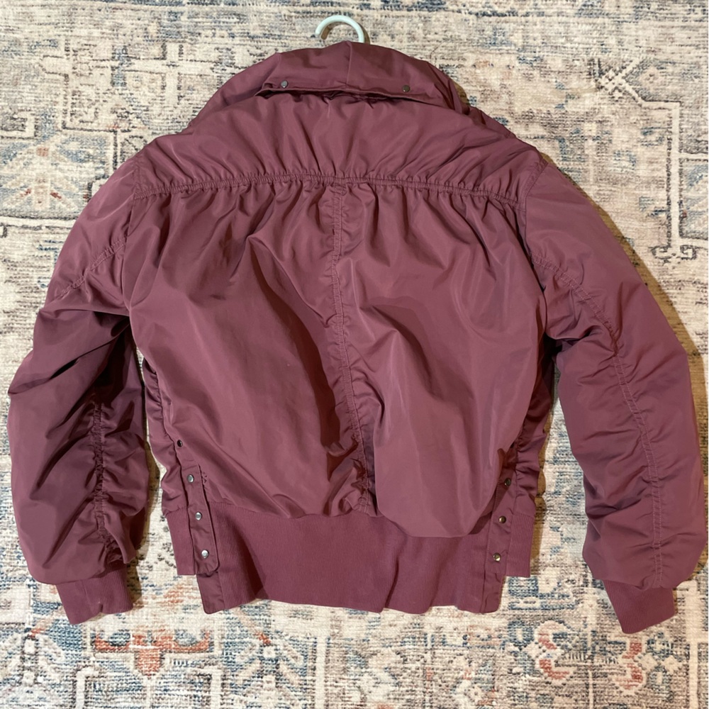 Athleta Point Reyes bomber in dusty pink - Picture 2 of 4